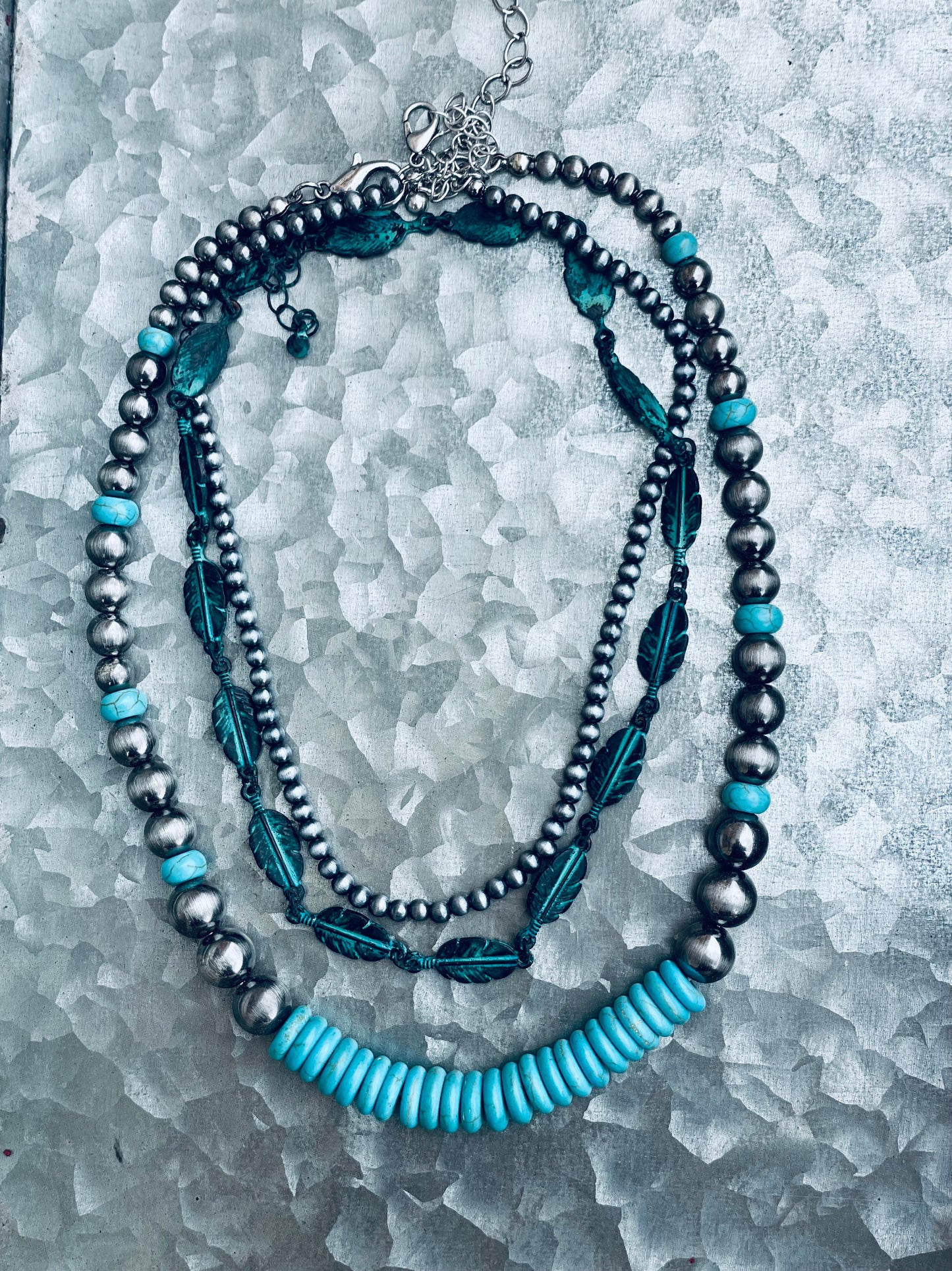 Navajo Bead Choker {burnished silver}