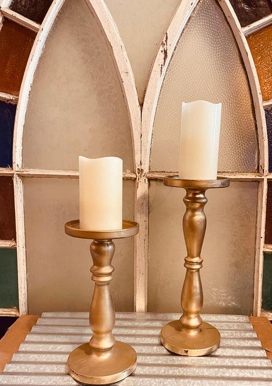 Antiqued Gold Candle Holder {lg}